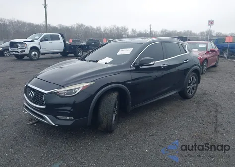 2017 Infiniti Qx30 Premium z USA, uszkodzony, nr VIN SJKCH5CR9HA028279